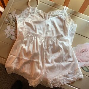 Elegant White Lace Trim Sleepwear Set